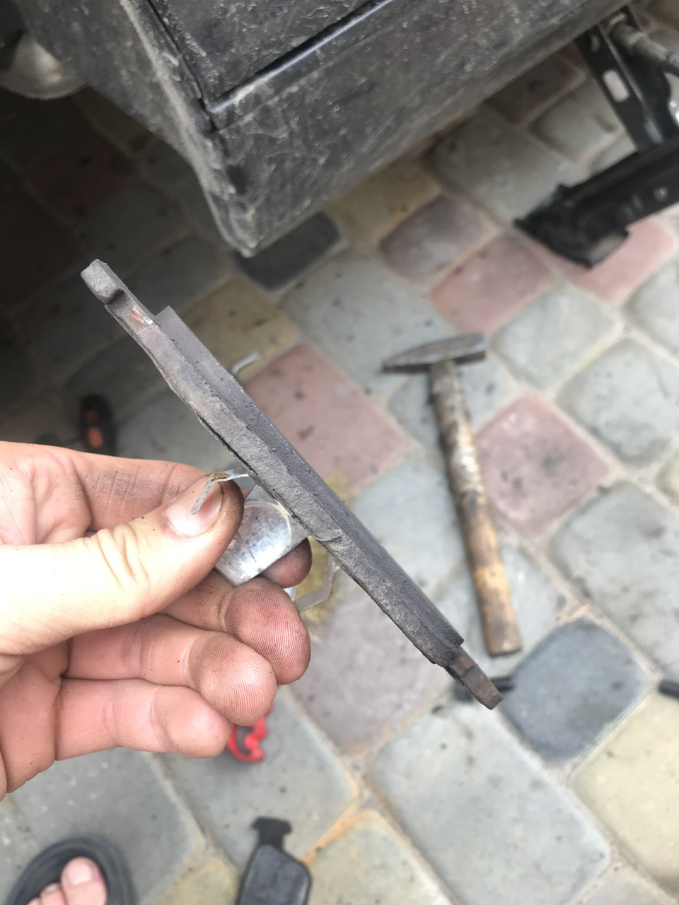 Заміна гальмівних колодок 2