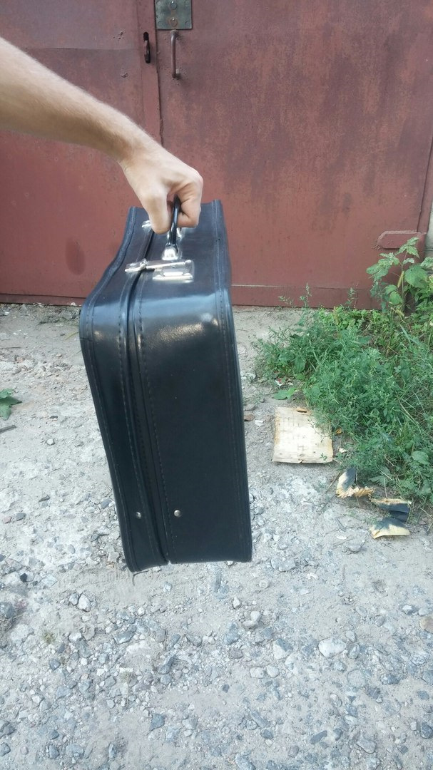 Валіза в багажник 2