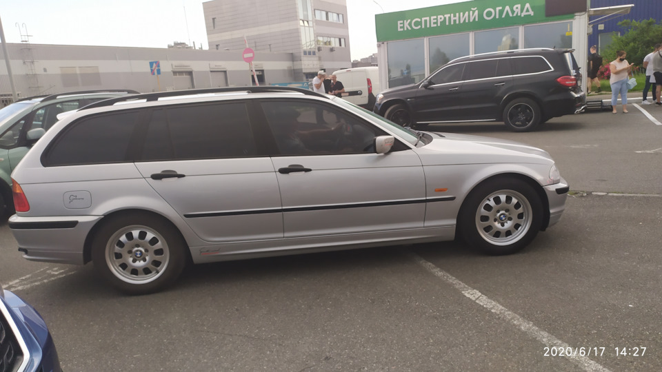 Спонтанна покупка червоноокі 1