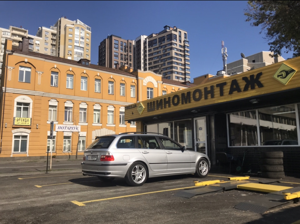 Шини Continental + диски BMW r17 32 стиль 2