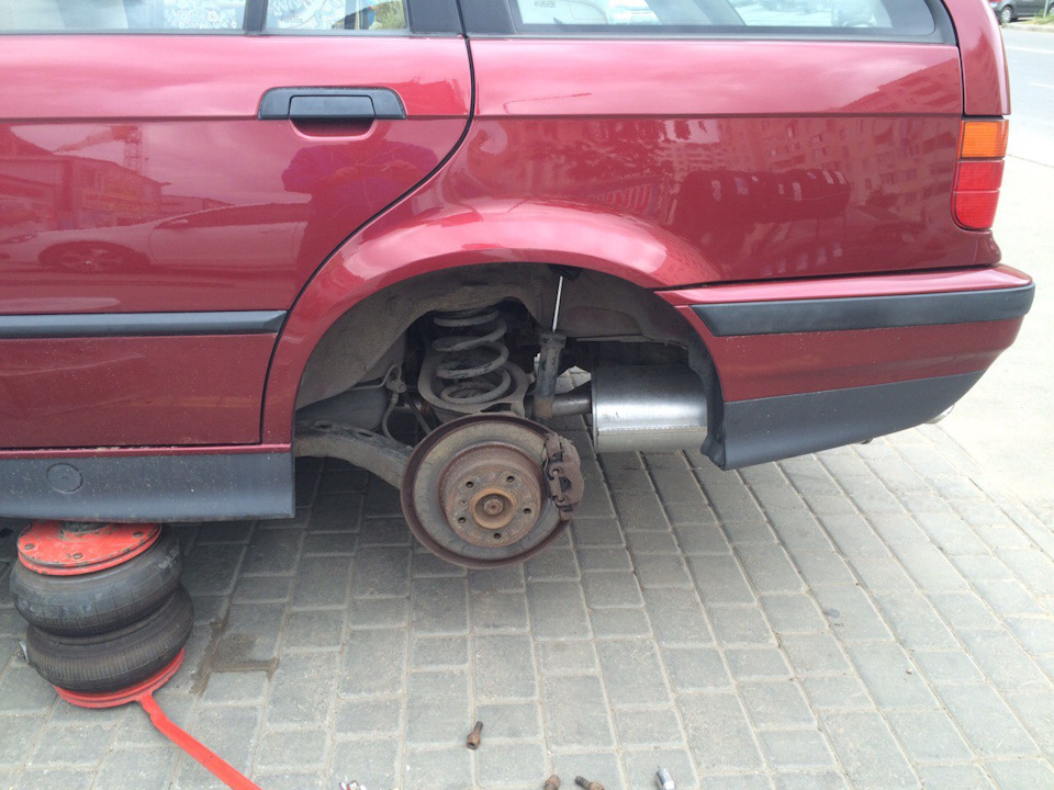 BMW 34 Style 3