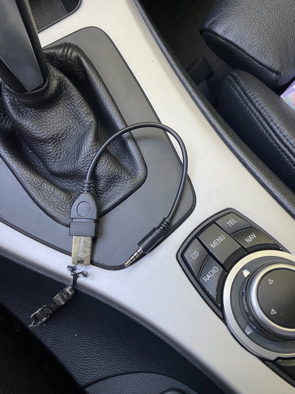 Aux 2