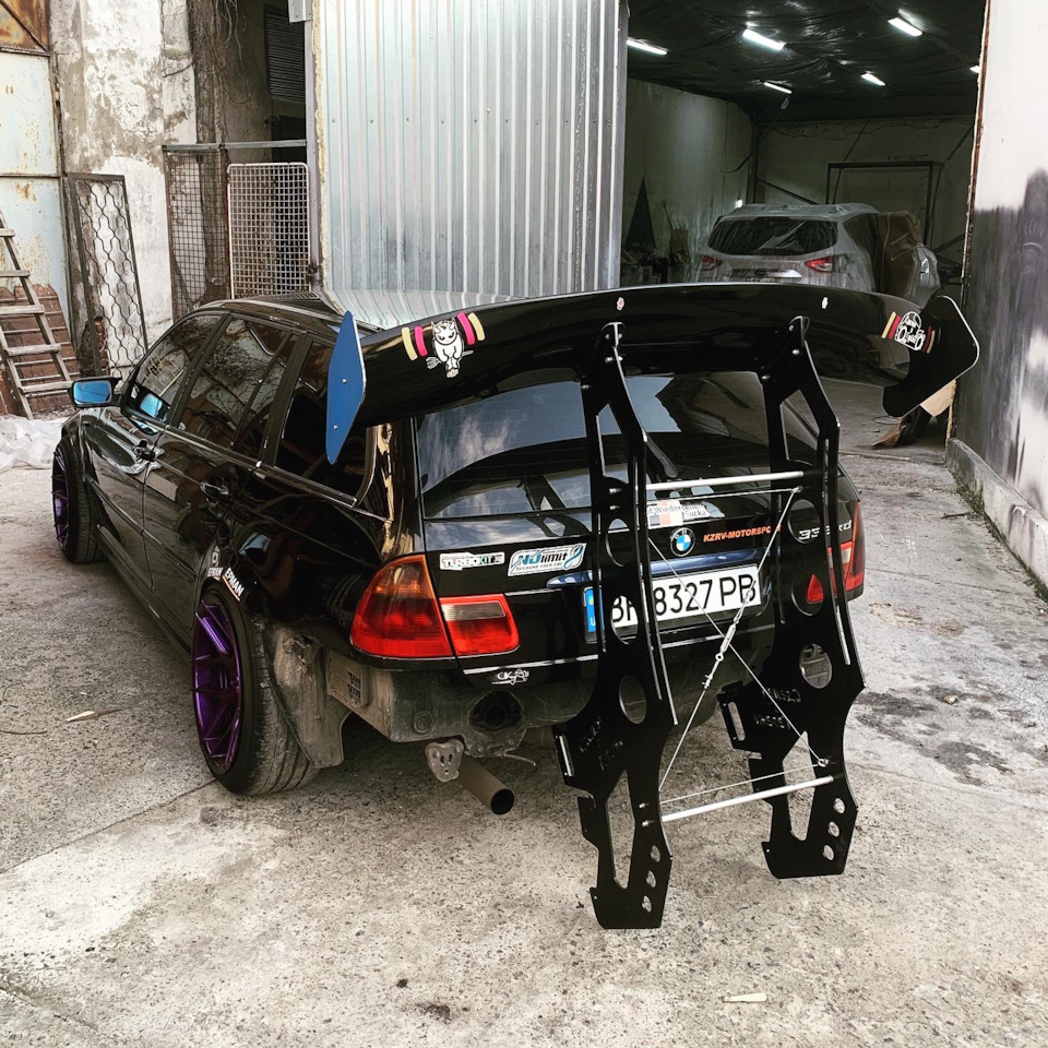 SlammedWing RocketBunny 6666 1