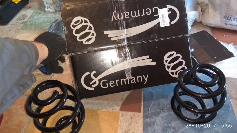 Заміна задніх пружин. Ставлю CS Germany 2