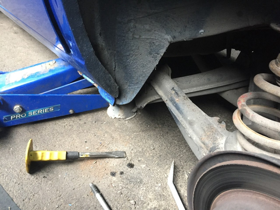 Заміна подушок балки bmw e30 5