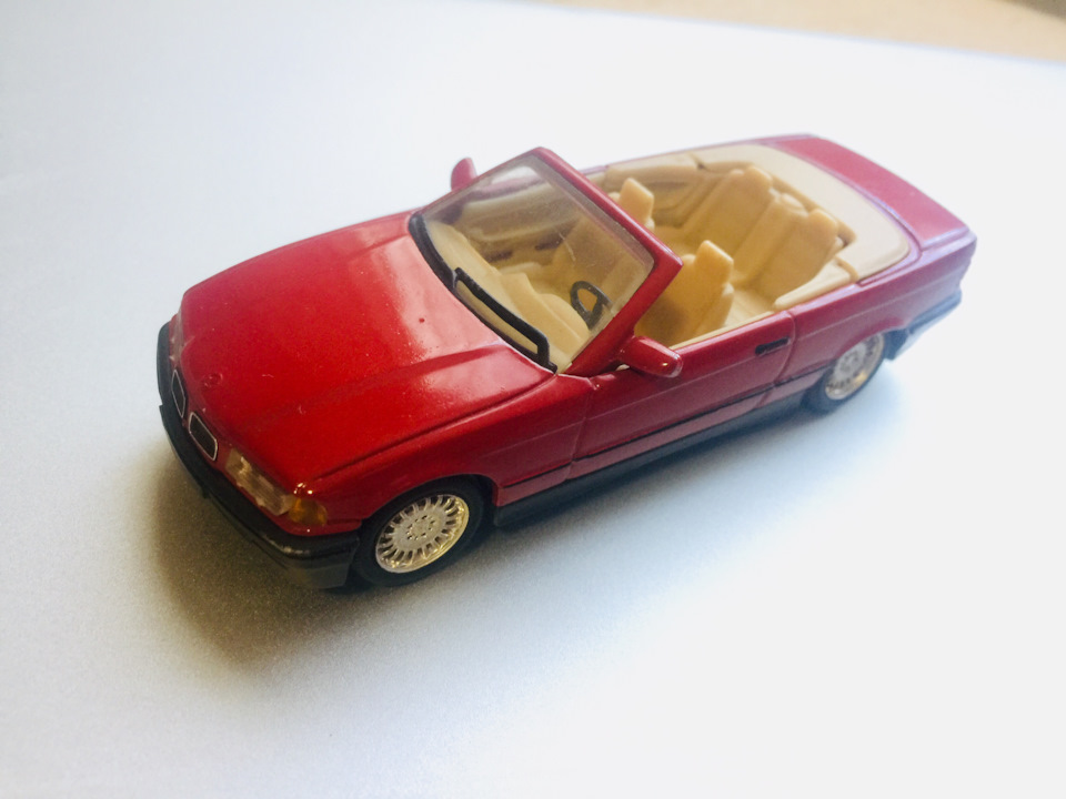 Кабрик 1/43 1
