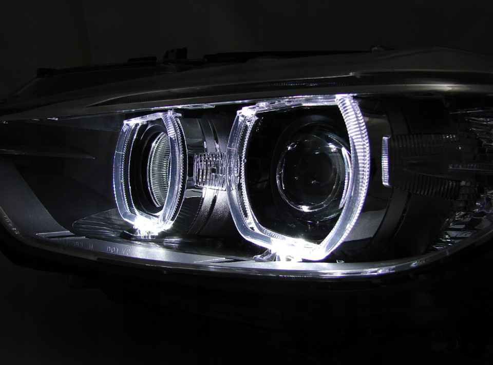 Епопея з фарами F30. Частина 1: Depo Xenon look замість галогену 1