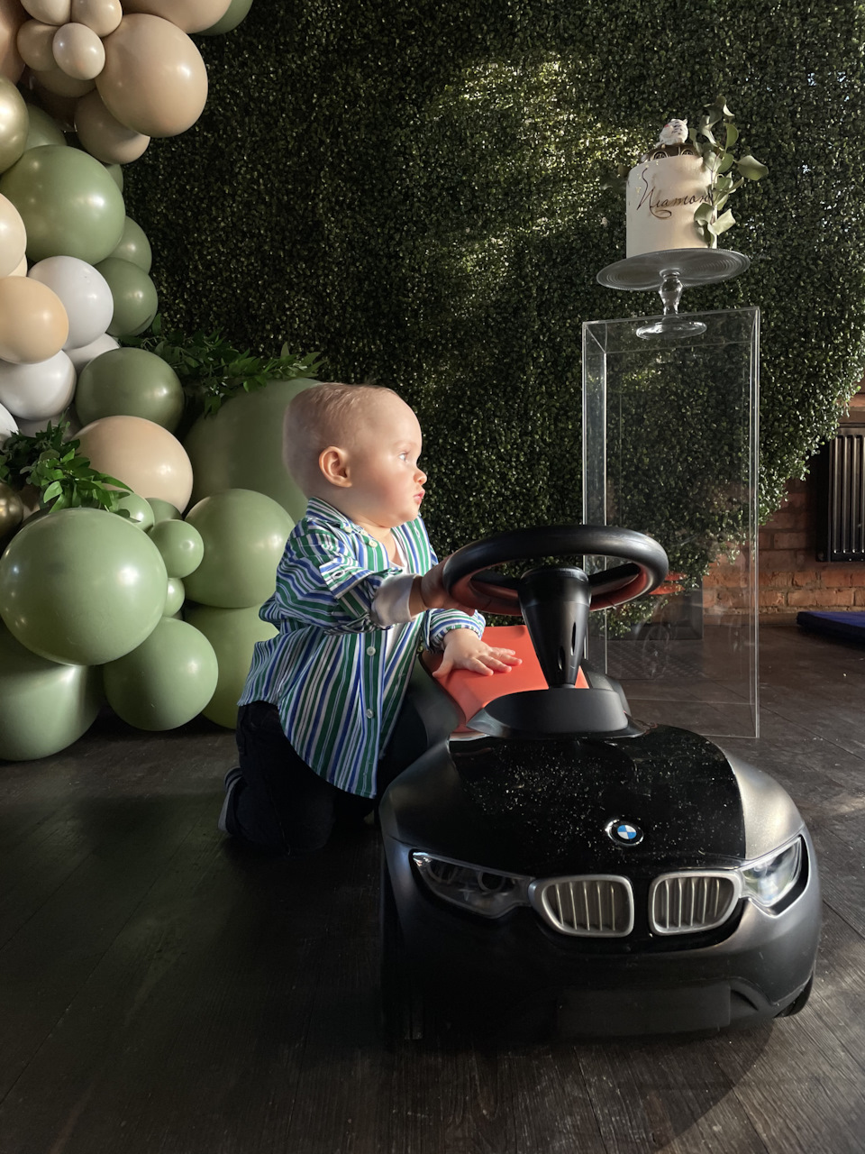 Третя bmw 😎 офіціал) 1