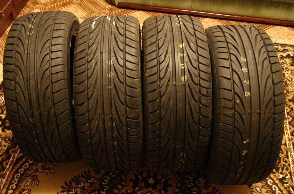 Прийшла гума FALKEN. (Японія)