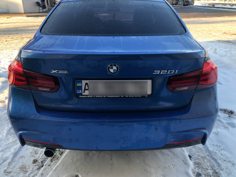 BMW f30 blackline 4