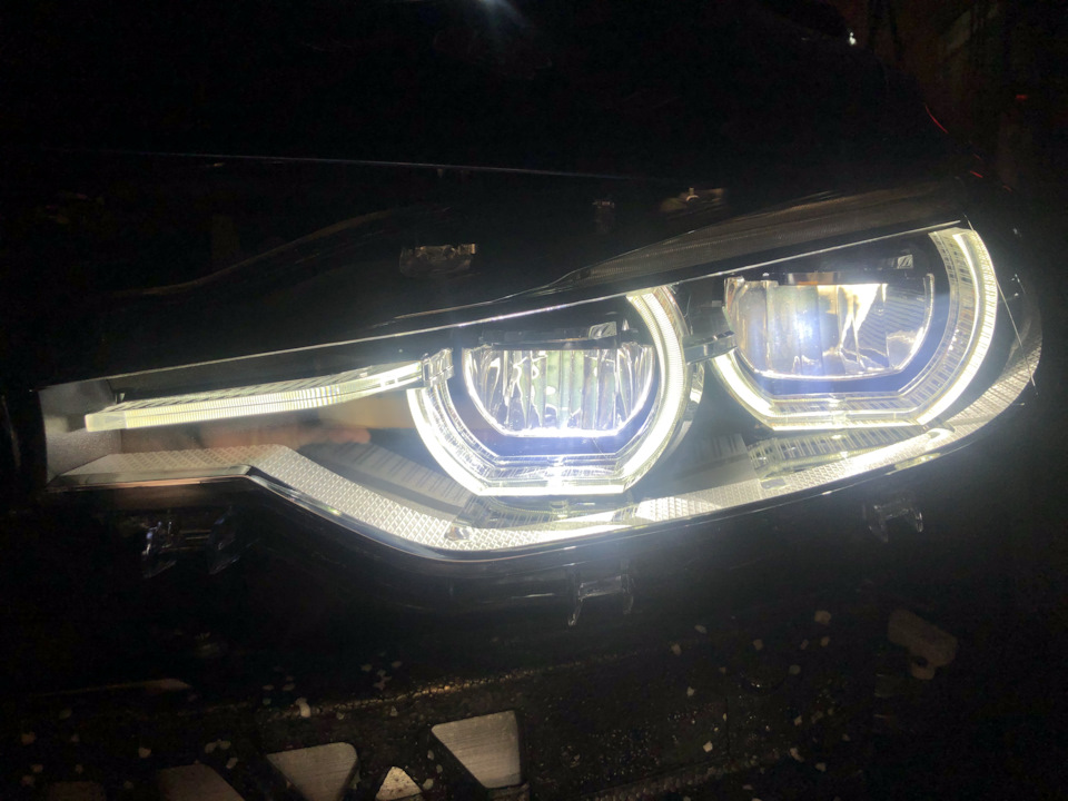 BMW f30 Рестайл фари 2