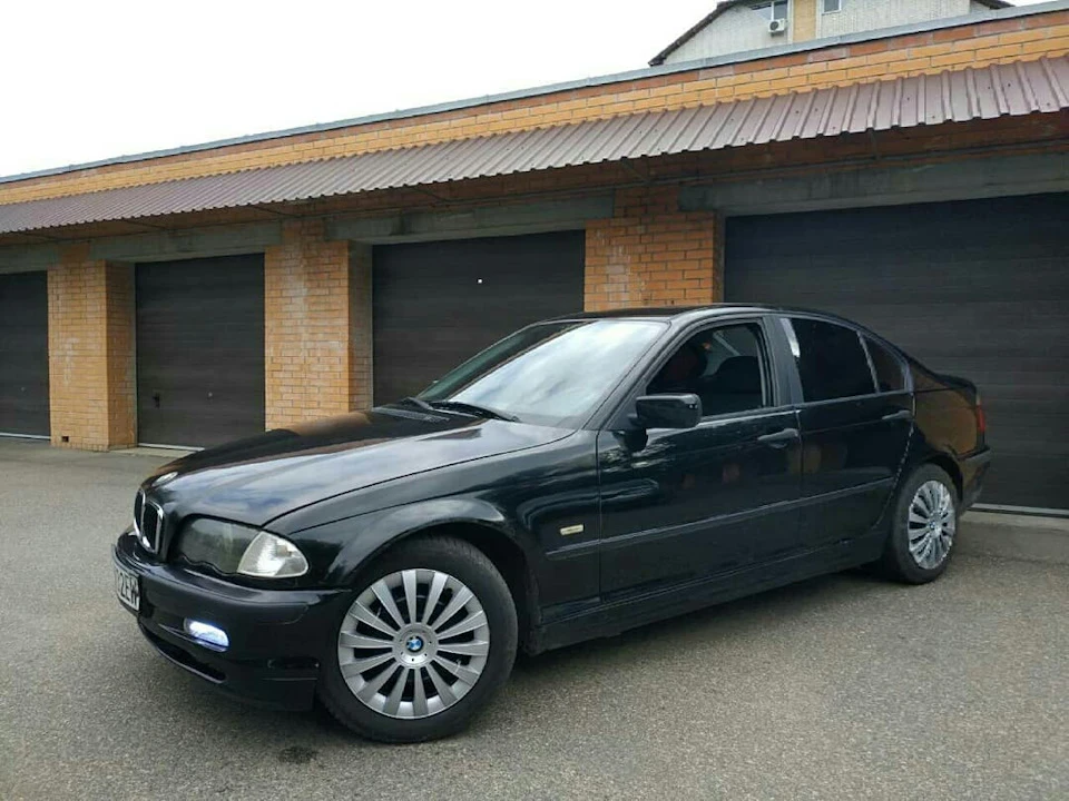 Власне продам BMW e46 1.9 бензин