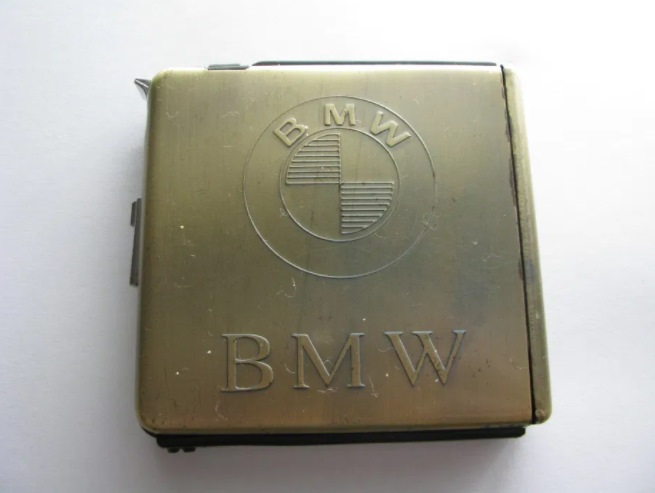 Портсигар і запальничка BMW 2