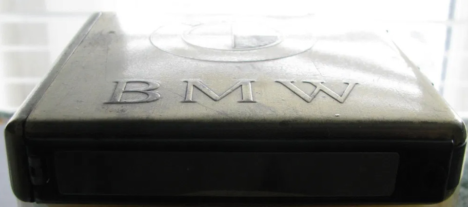 Портсигар і запальничка BMW 3