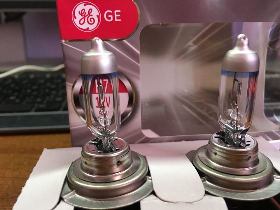 Знову галогенні лампи GE Megalight Ultra +120 1
