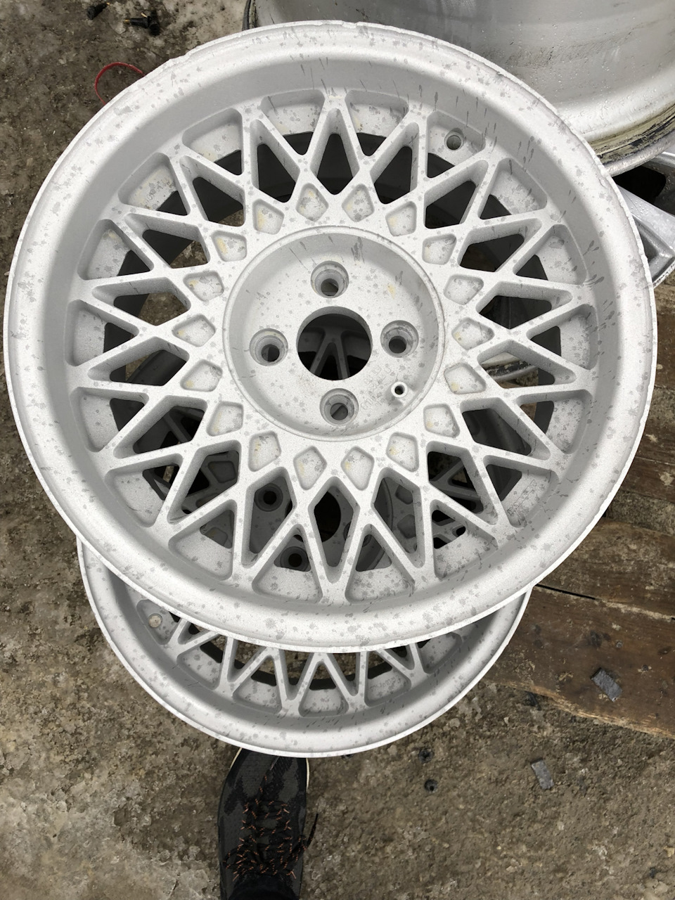 Borbet B R16 5