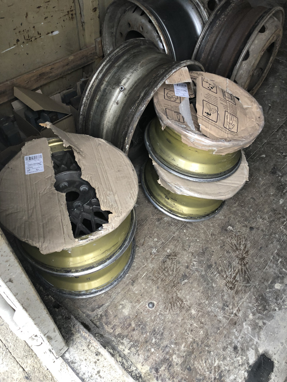 Borbet B R16 4