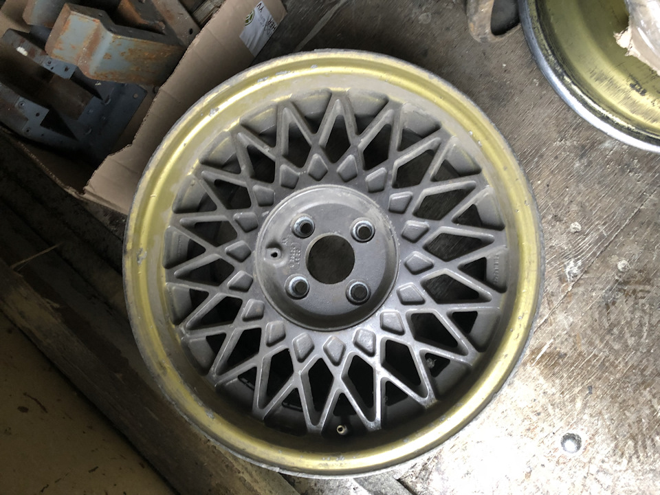 Borbet B R16 2