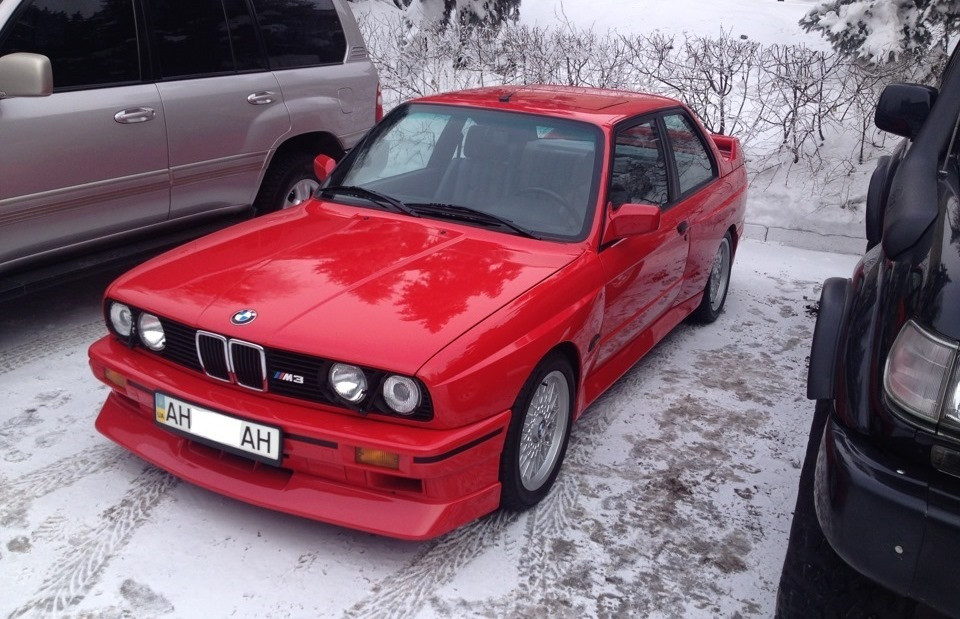 Поговоримо про E30 M3 1
