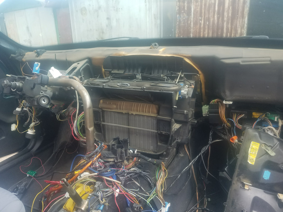 Заміна кондціонера на клімат E36 1
