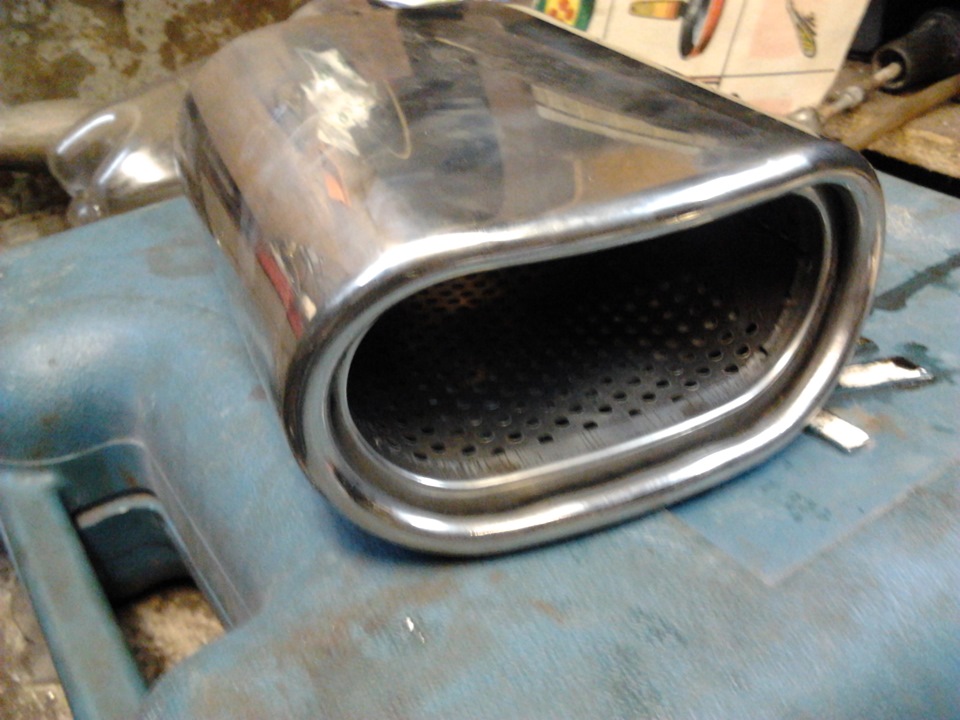 Встановлення нержавіючого наконечника глушника 1