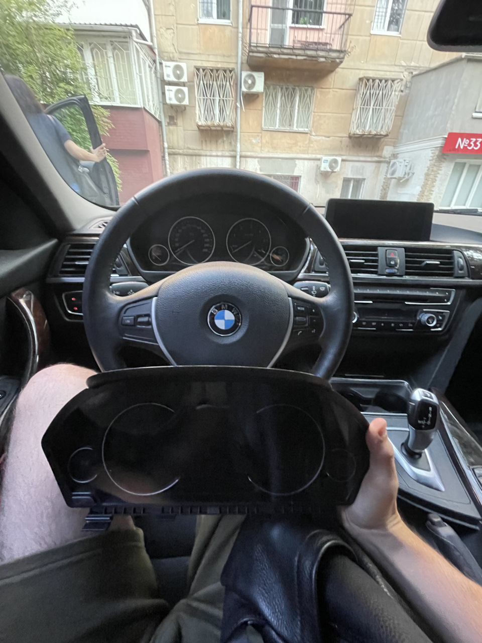 6WB і Кермо М 1