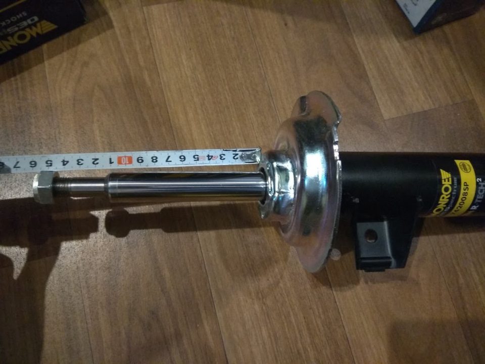 Амортизатори Monroe OESpectrum s226a опція та опора LEMFERDER 2