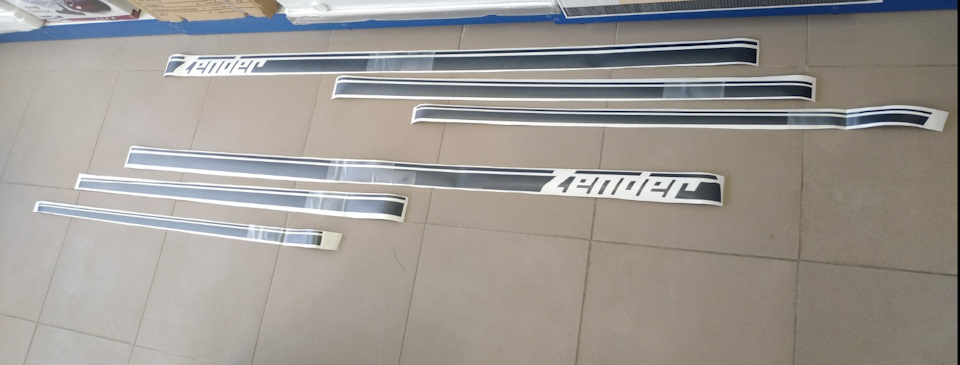 Decosette Zender 1