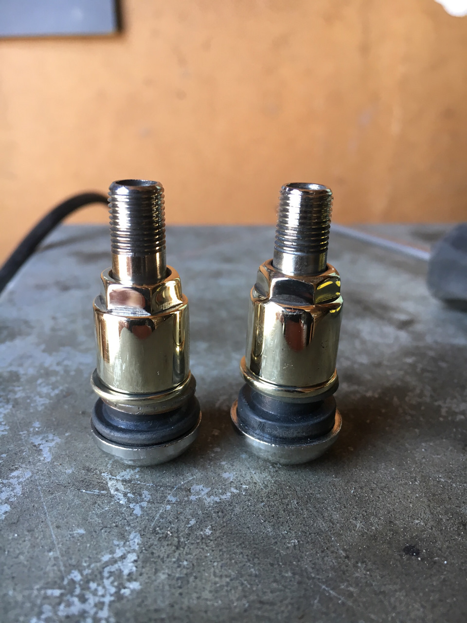Літо r18 58стиль + гума 235/40 2