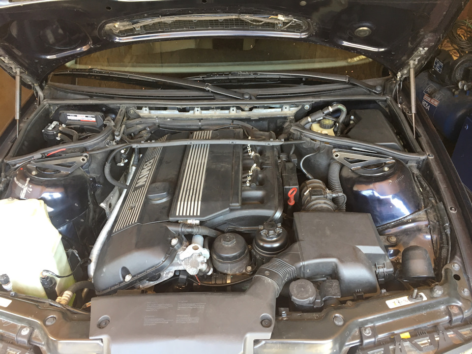 Заміна свічок m52b25tu 3