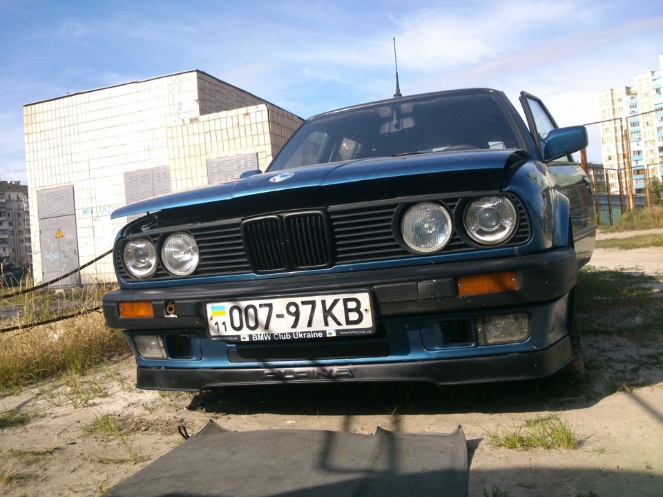 Вчепив губу 1