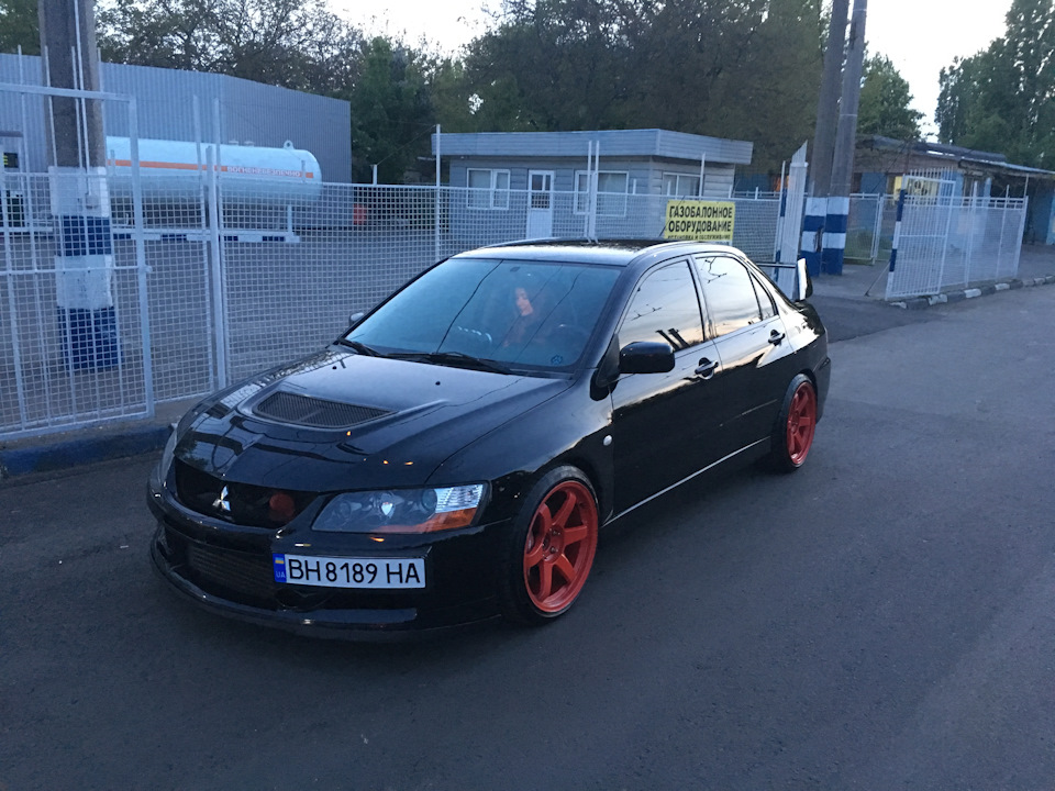 Поповнення в гаражі))) EVO 9 1