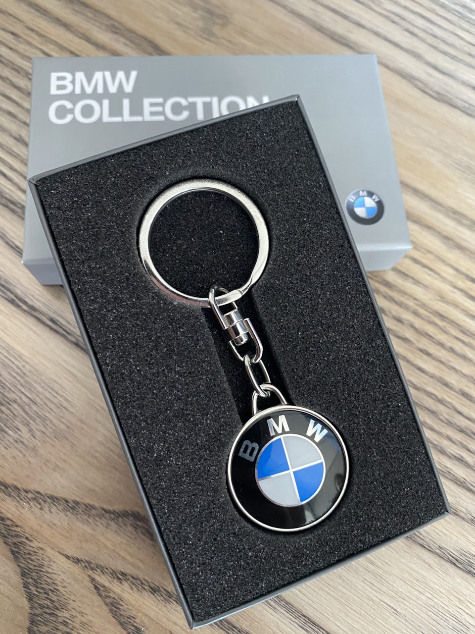 Оригінальний брелок bmw 1