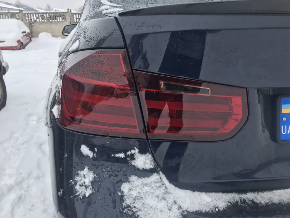 Тонування задніх стопів F30 4
