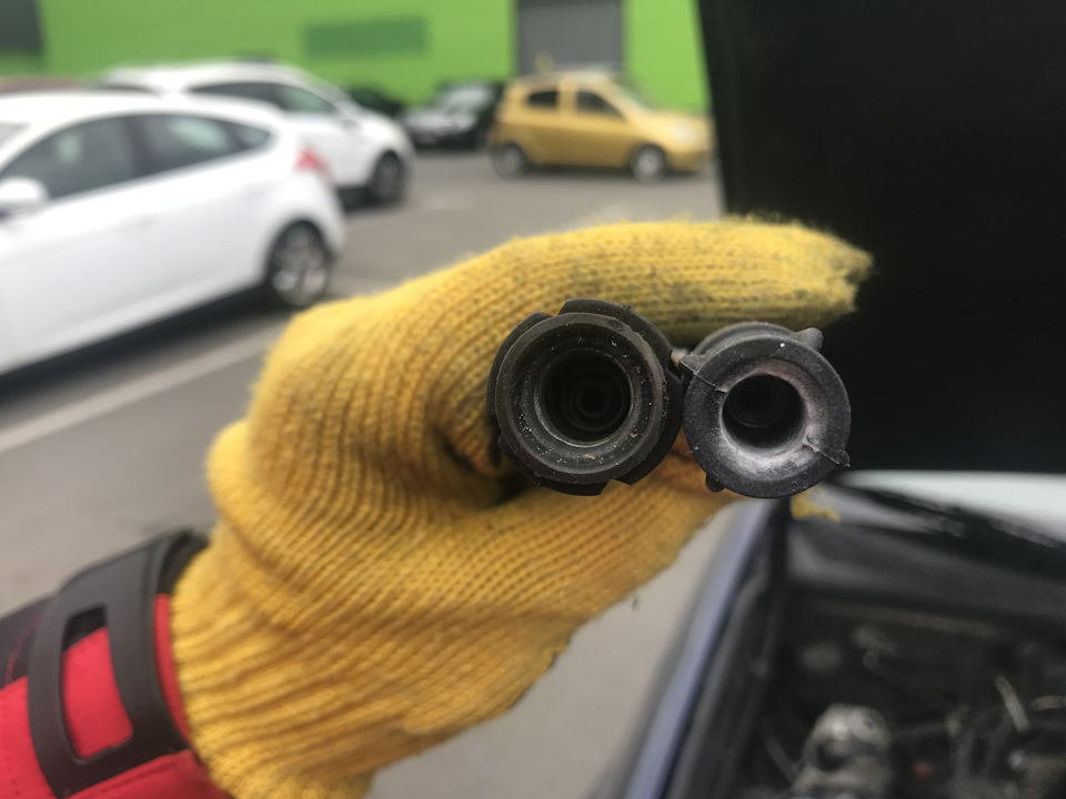 Заміна наконечників котушок запалювання 2