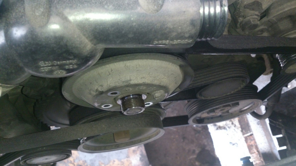 Заміна помпи e36 m52b28 Hepu 5