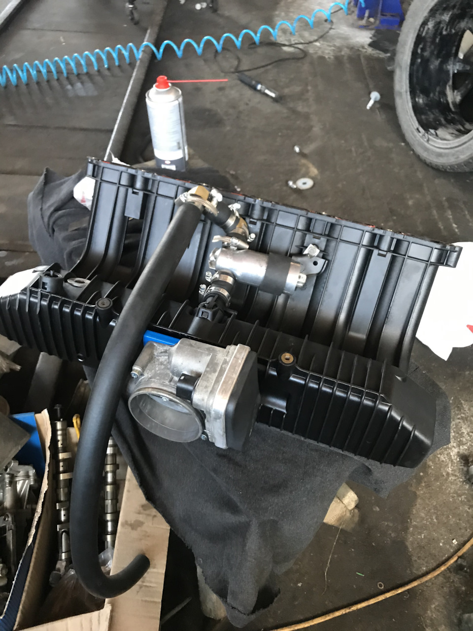 Дросельна заслінка M62B44TU в M54B30. Колектор M50B25 у BMW E30 M54B30 4