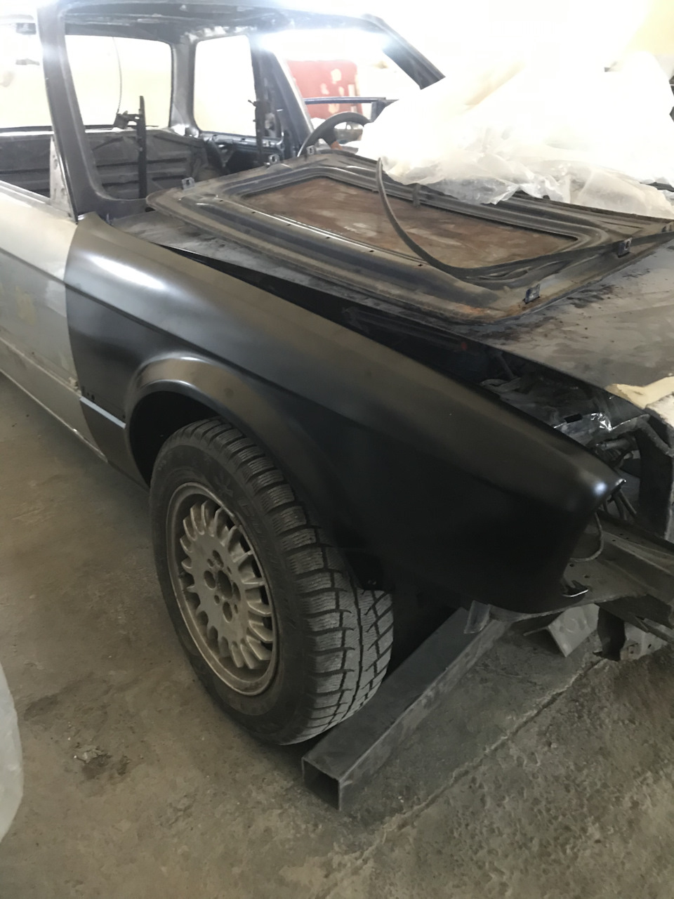 Нові крила BMW Е30 1
