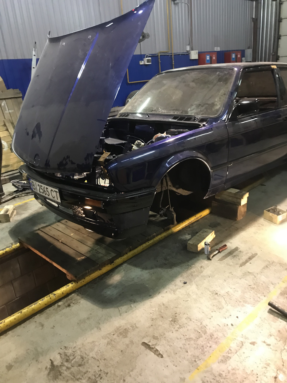 Зняття передньої ходової BMW E30 2