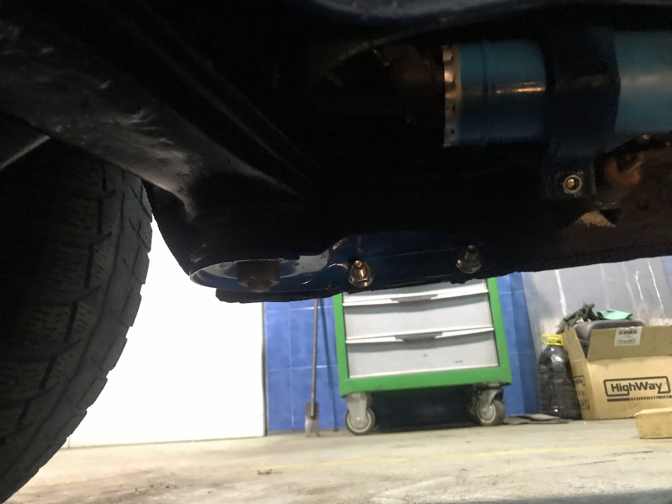 Зібрав задню підвіску BMW E30 5
