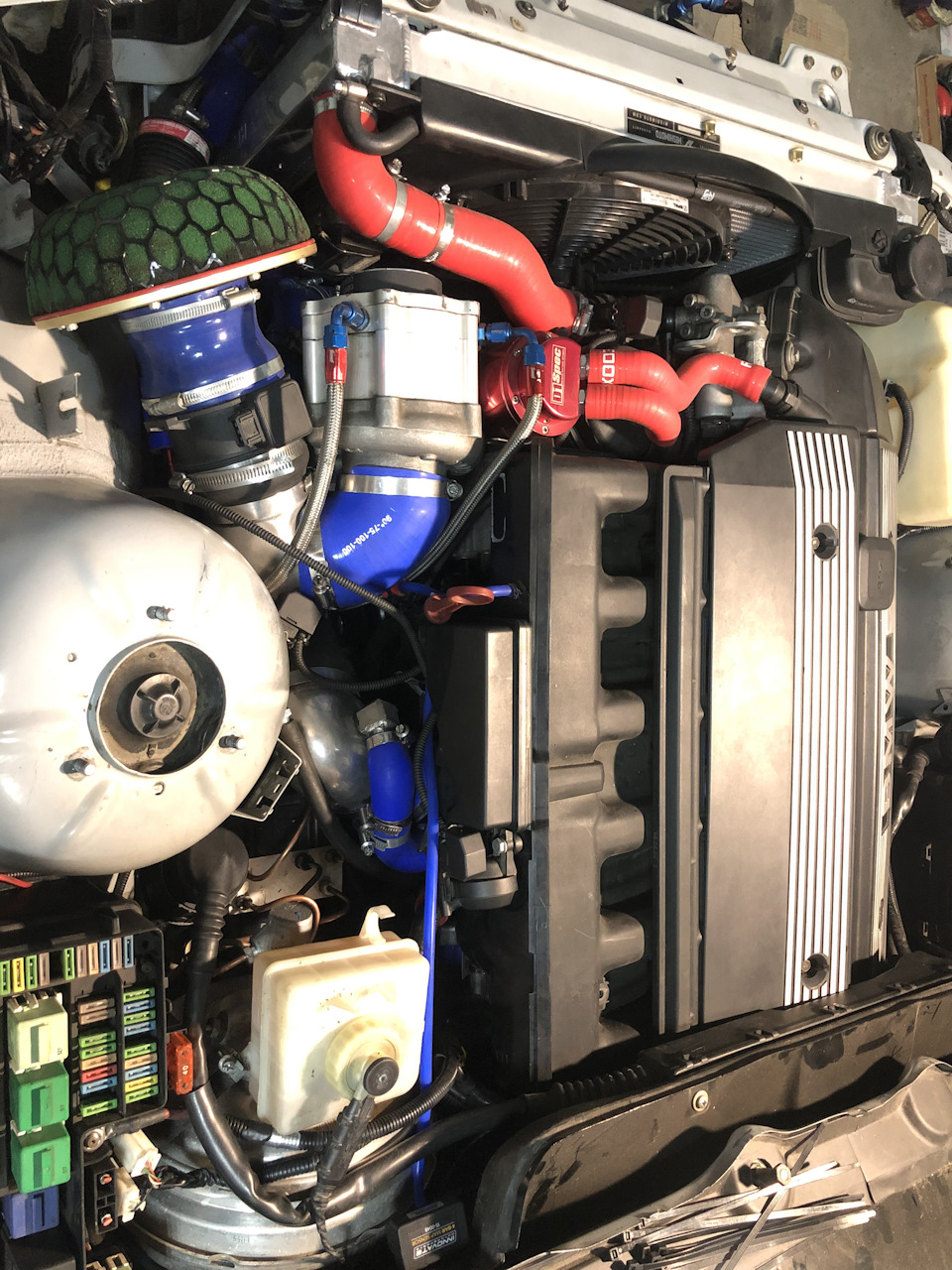 BMW e36 m54b30 + Rotrex supercharger + Mishimoto + Spal 5