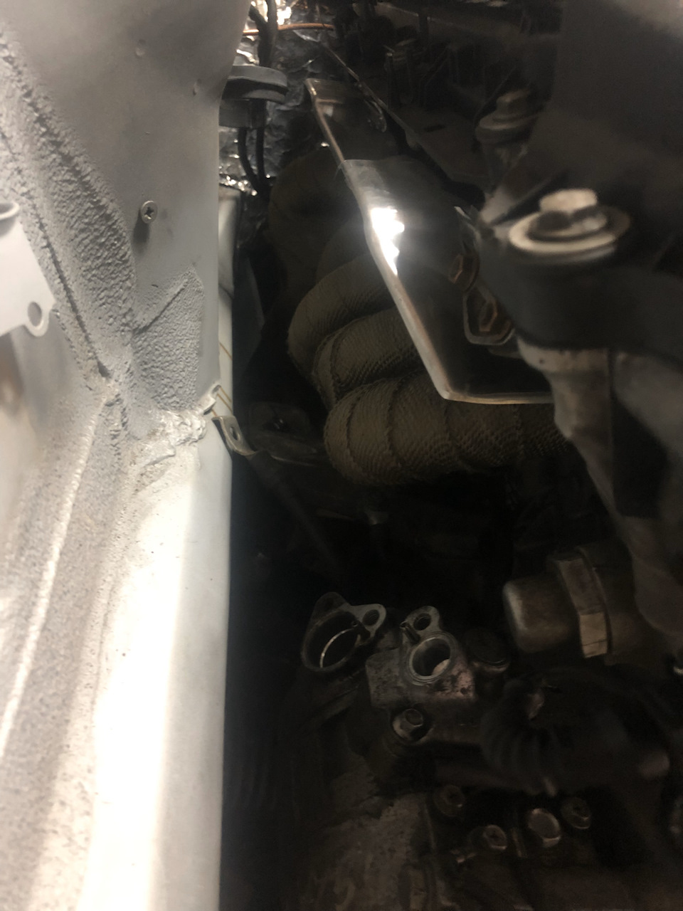 BMW е36 m54b30 + Rotrex supercharger установка в кузов 4