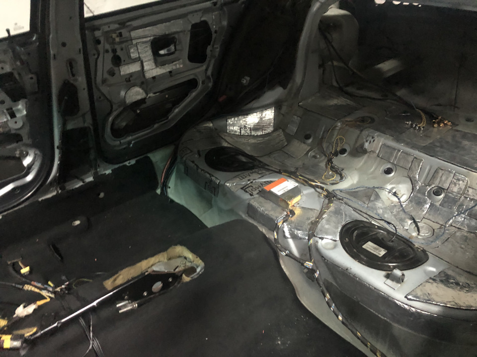 BMW e36 Vader складання салону початок 4