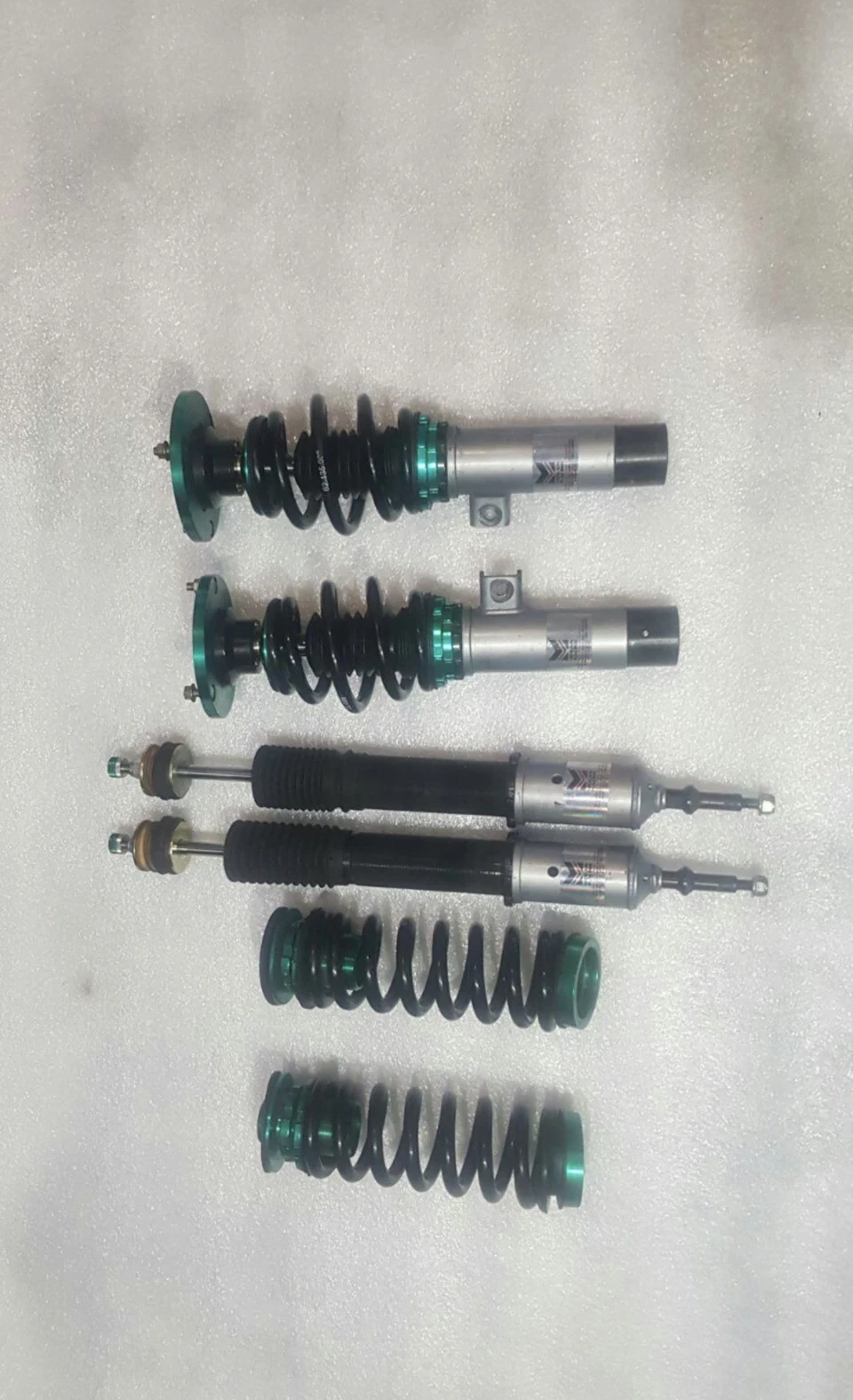 Купив гвинтову Megan Racing Coilovers