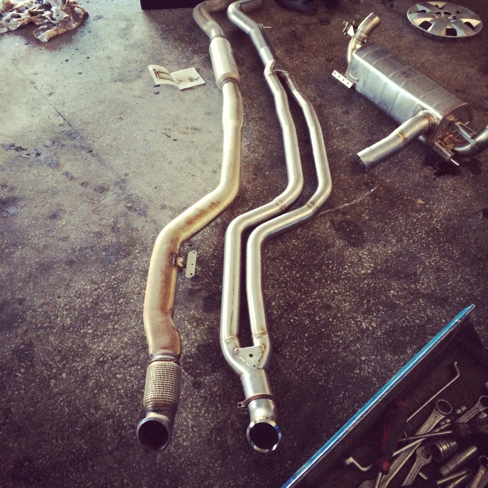 Akrapovic 2
