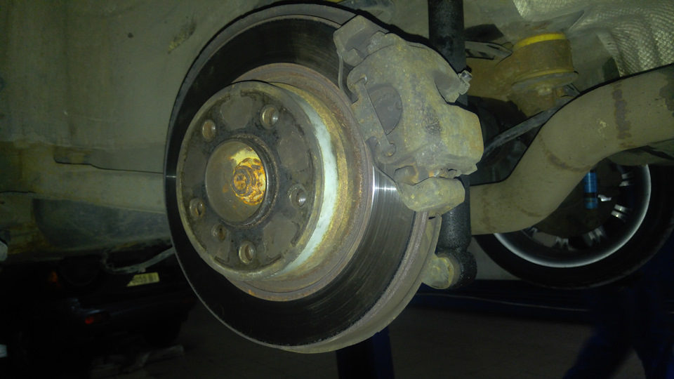 Turbo Ера 3650-3850км. Напівлик Federal RSR 265/35/18. Скінчилося масло в КПП. Лікуємо ручник. 4