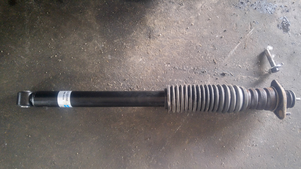 Turbo Ера 4200-4400км. 20л МЕТАНОЛУ:) Задні Аморти Bilstein. Інвертор Ангельських вічко. Прокладка. Кожух ... 4