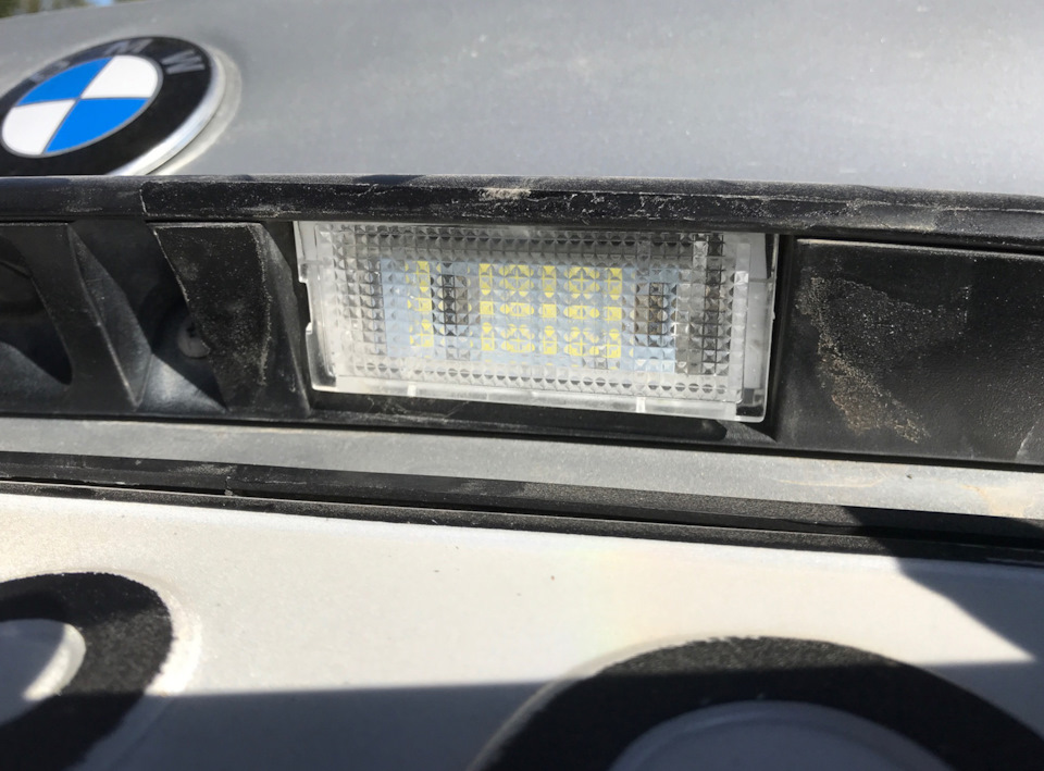 LED підсвічування номерного знака 5