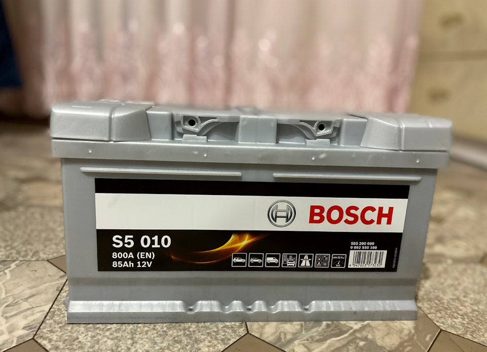 Заміна АКБ BMW e46 BOSCH S5 85Ah 800A 1