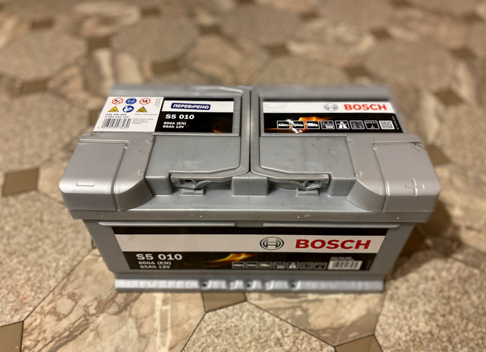 Заміна АКБ BMW e46 BOSCH S5 85Ah 800A 3